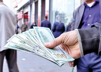 کاهش قیمت دلار ادامه‌دار است؟