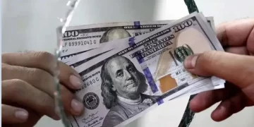 شکاف دلار آزاد و مبادله‌ای به کمترین میزان رسید