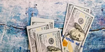 افزایش اندک قیمت دلار، مقطعی و گذراست / بازار ارز مانند دفعات قبل تحت کنترل است