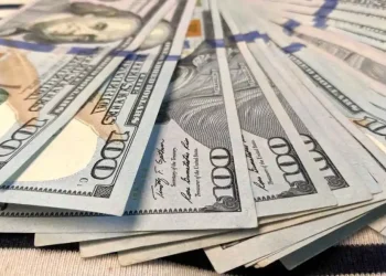 دلار رکورد جدید می‌زند؟