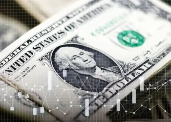 ثبات اسکناس سبز در سایه اقتصاد قوی آمریکا؛ پادشاهی دلار باز می‌گردد؟