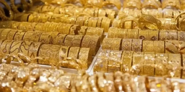 چگونه می‌توان موج هیجانی بازار ارز و طلا را مهار کرد؟
