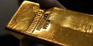 بازگشت طلای جهانی به کانال 4200 دلاری