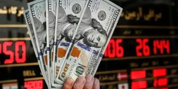 پیش‌بینی قیمت دلار/ تکرار تاریخ یا عبور دلار از مرز ۱۳۰ هزار تومان؟