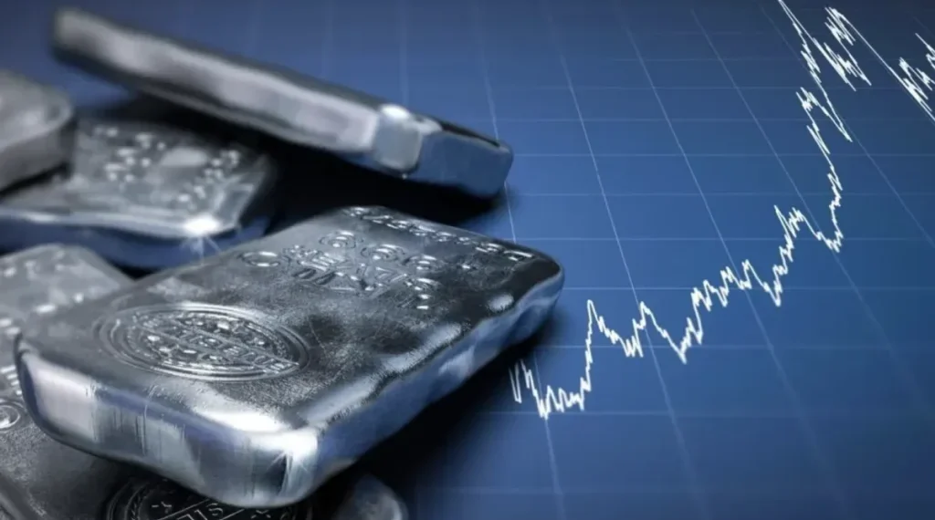 سقف‌شکنی قیمت نقره در تلاطم ارز و طلا / نقره به رالی بازارها پیوست