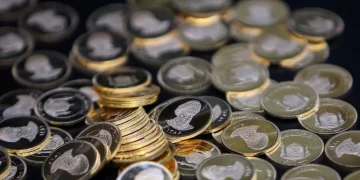 حراج سکه؛ مُسکن موقت بازار طلا / عرضه مقطعی سکه نه‌تنها مانع افزایش قیمت نمی‌شود، بلکه گاهی نوسانات را تشدید می‌کند