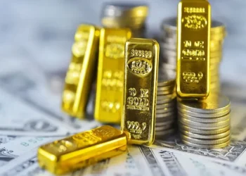 پیش‌بینی آینده اونس جهانی طلا/ فلز زرد برای شکستن سقف آماده می‌شود؟