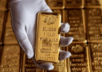 بازار طلا با رشد ۲۶۰ دلاری بسته شد